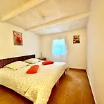 Petite Maison Independante