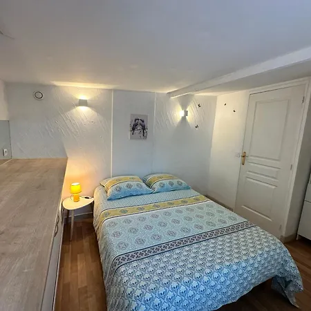 Petite Maison Independante *